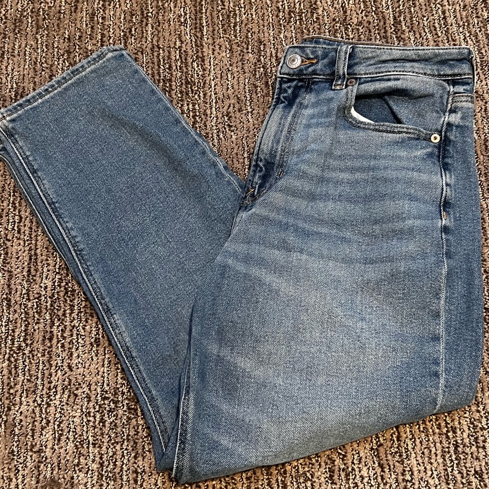American Eagle Mom Jeans